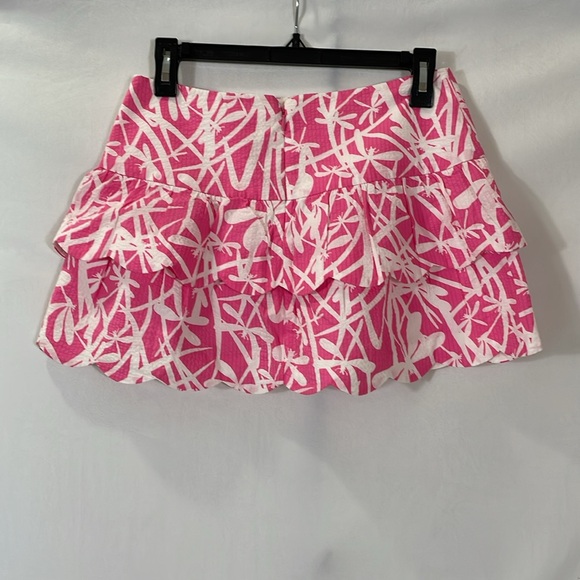 Lilly Pulitzer Mini Skirt Size 0 Pink And White Dragonfly Print Scalloped EUC - Picture 2 of 10